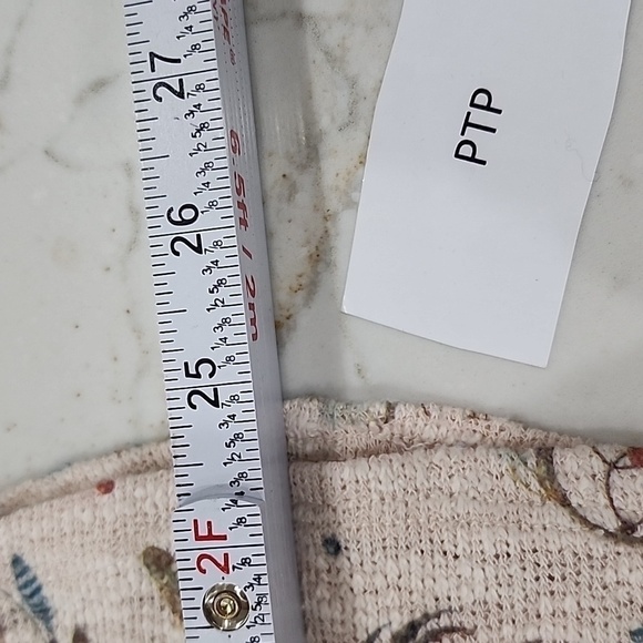 Ginger G sleeveless top with dreamcatcher print, size S - Picture 5 of 7